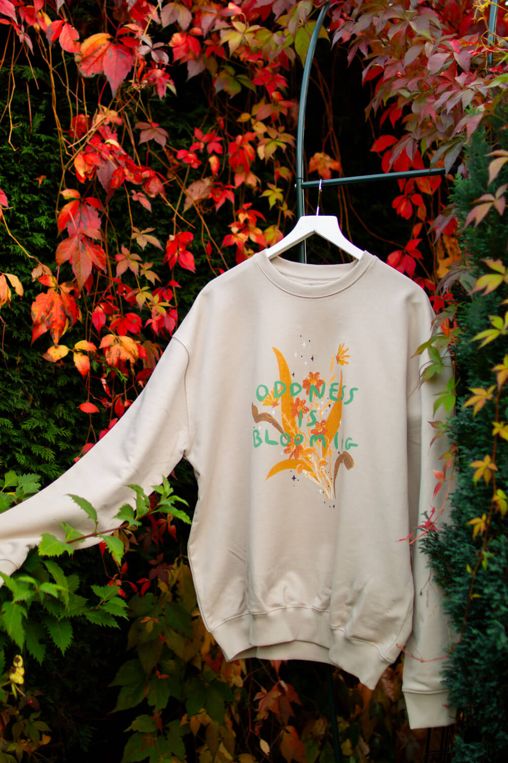 Oddness is blooming, Oversized collaboration Sweatshirt with Ode to Them